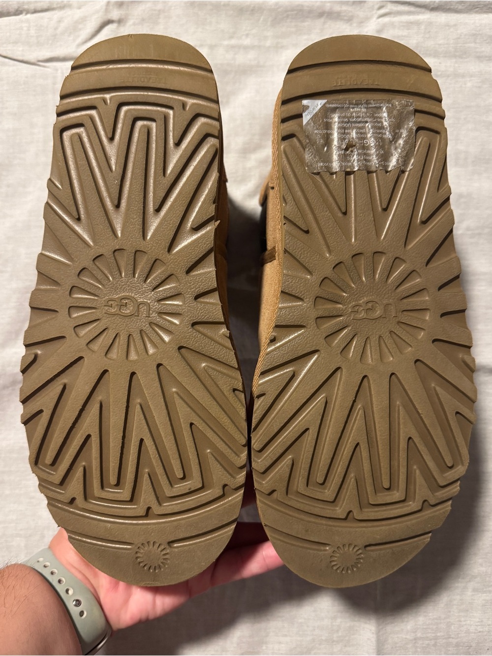 UGG Men's Chestnut/Tan Suede Chukka Boots - Picture 4 of 12